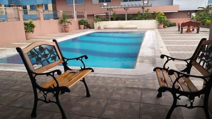 Manila Bay Front Delux Pearl Of The Orient Apartment Exterior photo